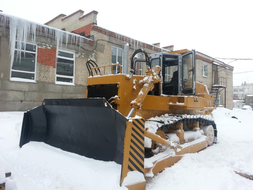 Бульдозер т-25.01ябр-1