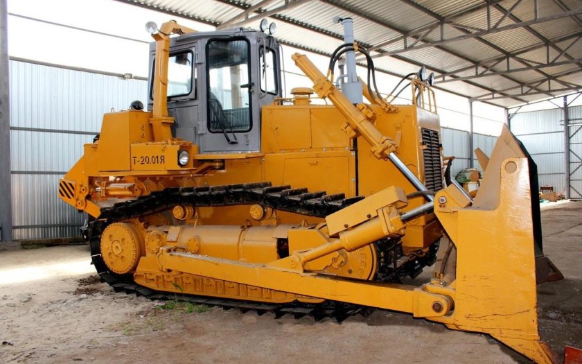 Бульдозер ЧЕТРА т20