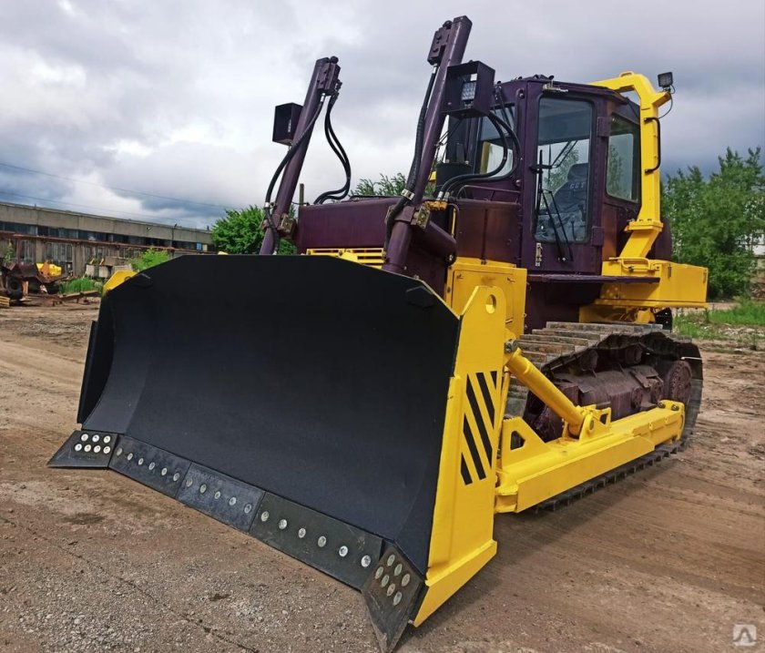 Трактор ЧЕТРА т11