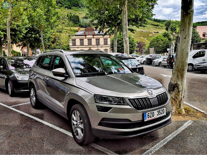 Шкода Карок капучино