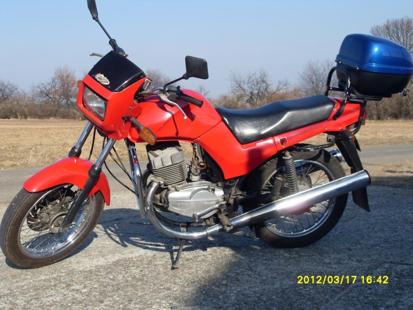 Jawa 350 640