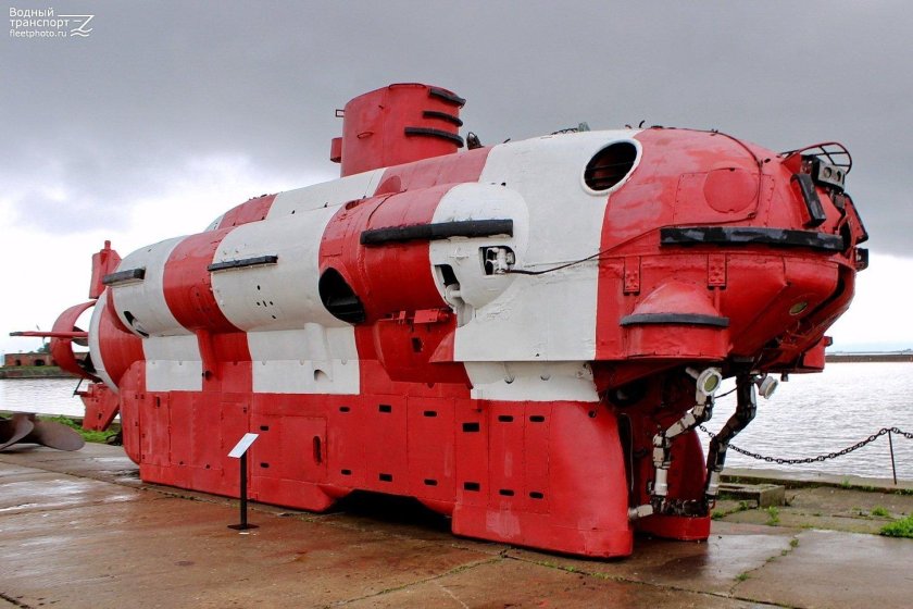 Подводный спасательный аппарат пр.18392