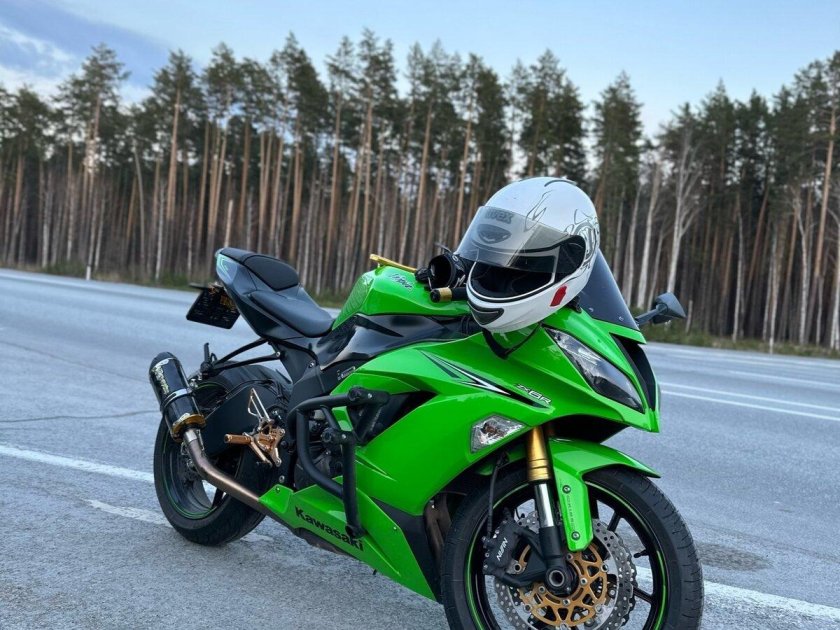 Kawasaki ninja zx6r 2013