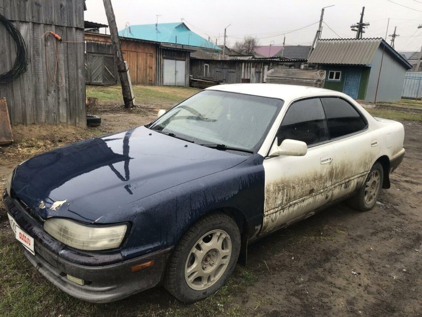 Тойота Камри 1993 года