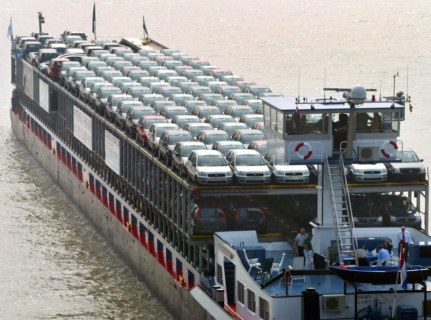 Паром для перевозки автомашин