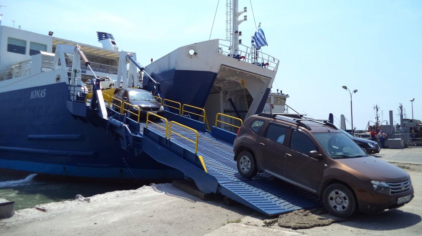 Порт Кавказ паромная переправа