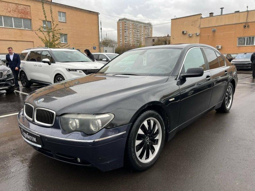 Бмв 7 серии 2002