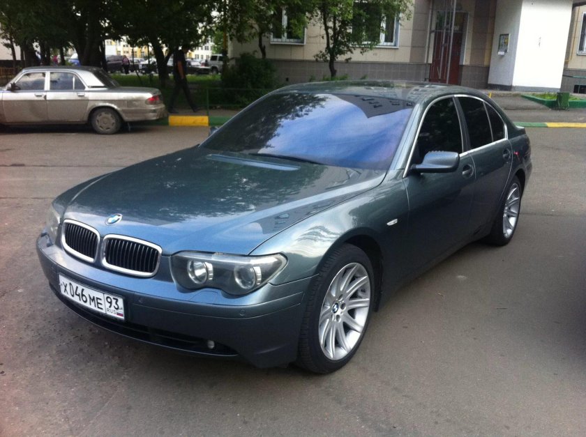 BMW 7 2003