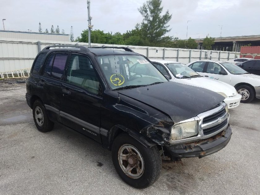 Шевроле трекер 2003