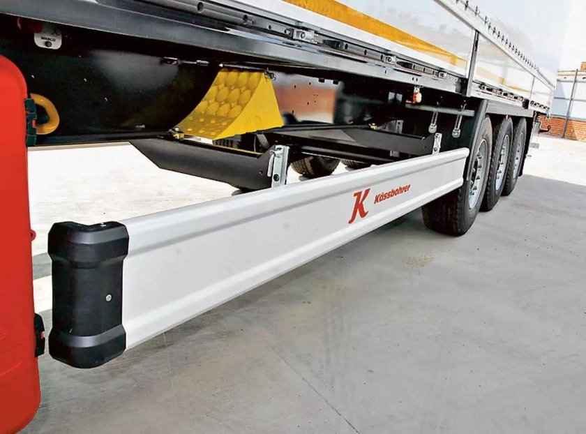 Боковая защита полуприцепа Шмитц