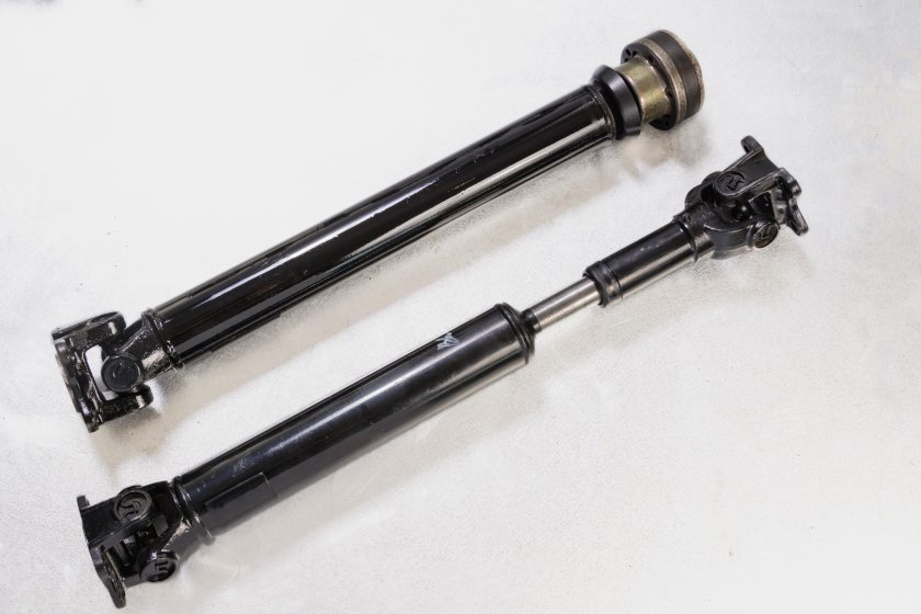 Вал карданный 749017