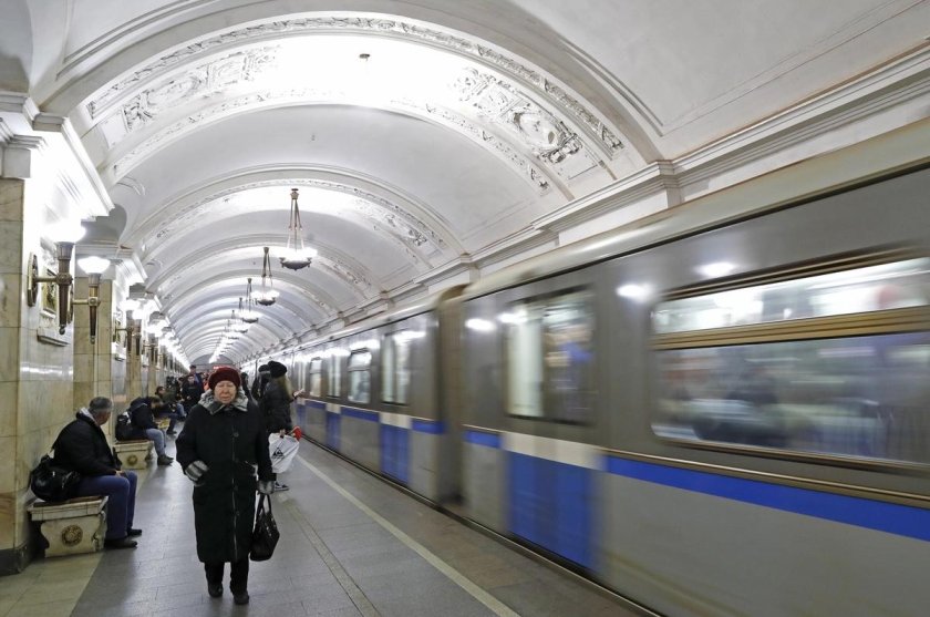 Станция метро Дмитровская