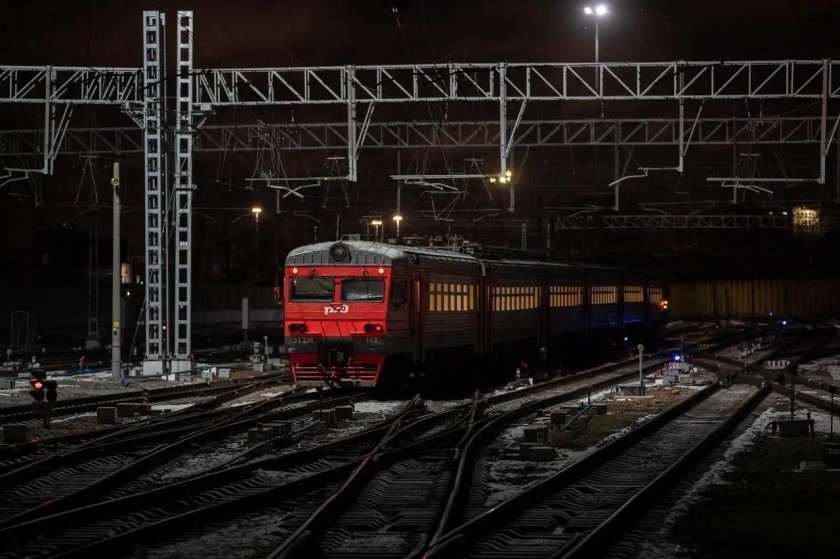 Станции Октябрьской железной