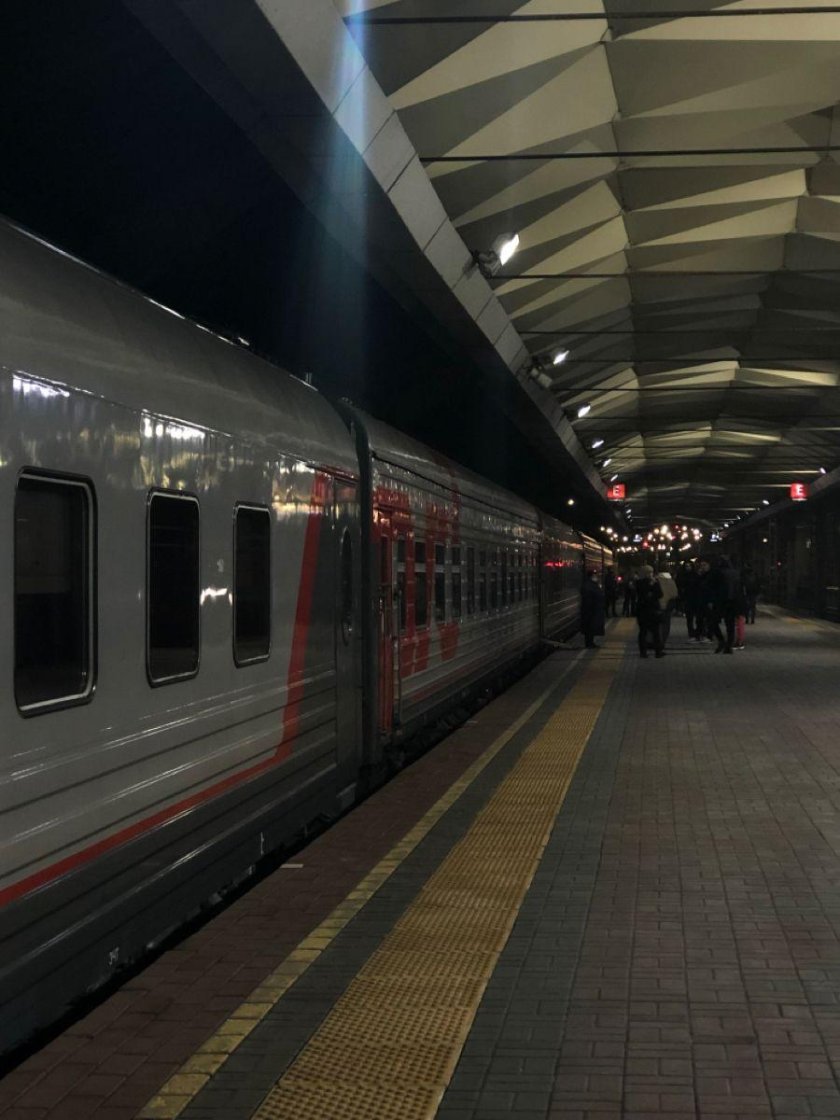 Поезда москва санкт петербург