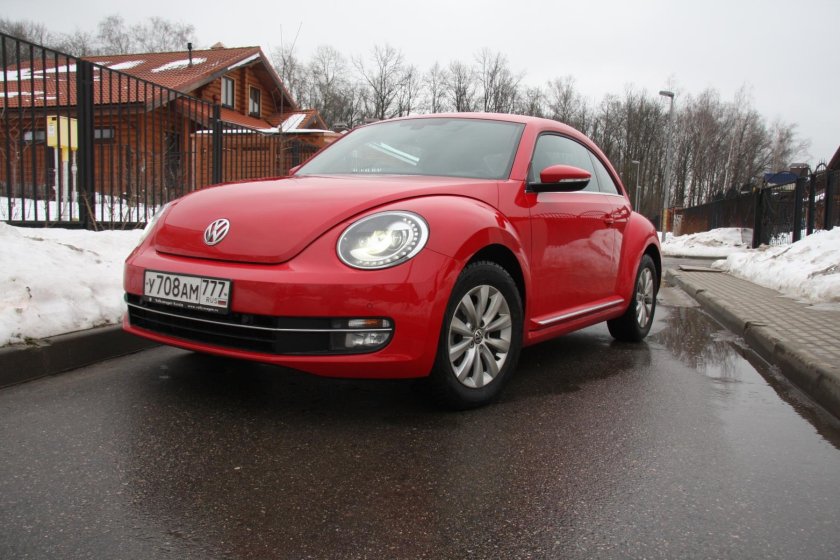 Volkswagen Beetle красный