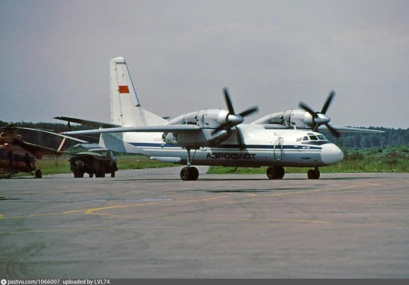 АН-32 СССР