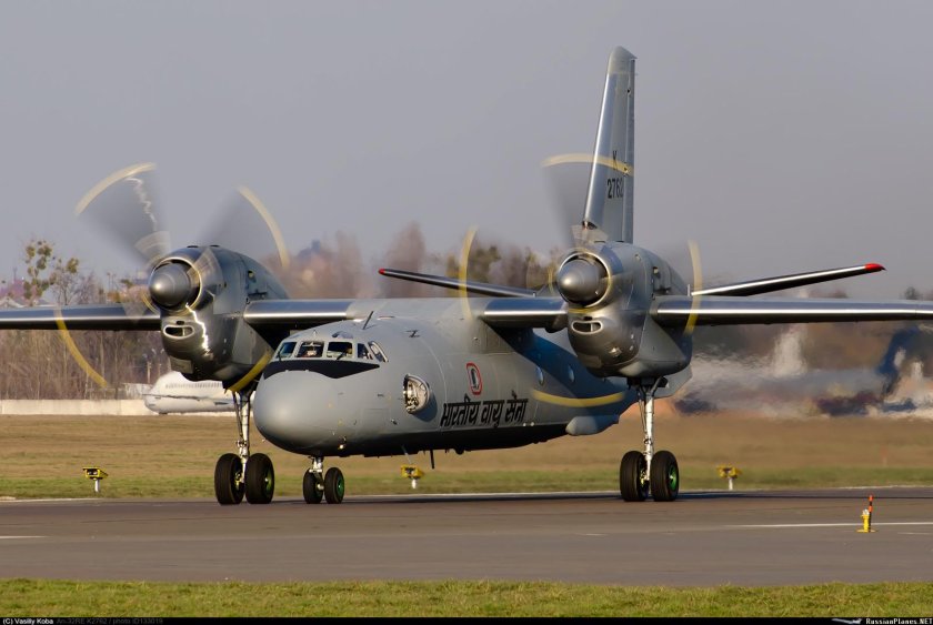 Антонов АН 32