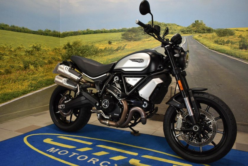 Ducati scrambler 800