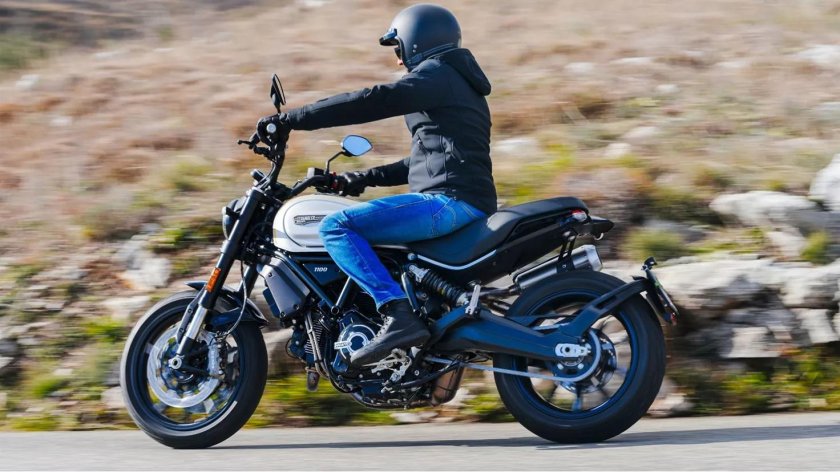 Ducati scrambler 400