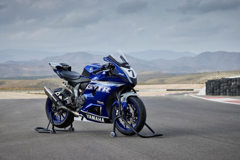 Yamaha YZF r7 2022
