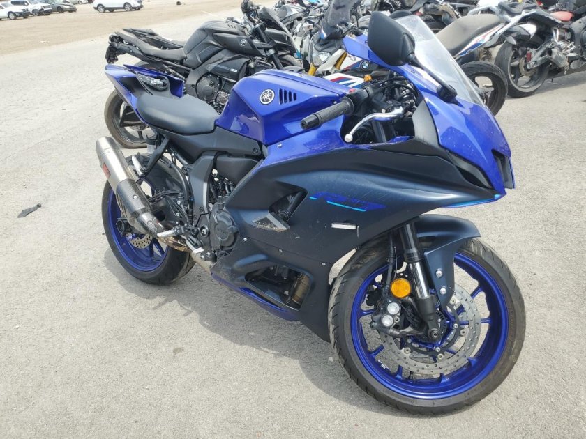 Мотоцикл Кавасаки ниндзя 636 2024