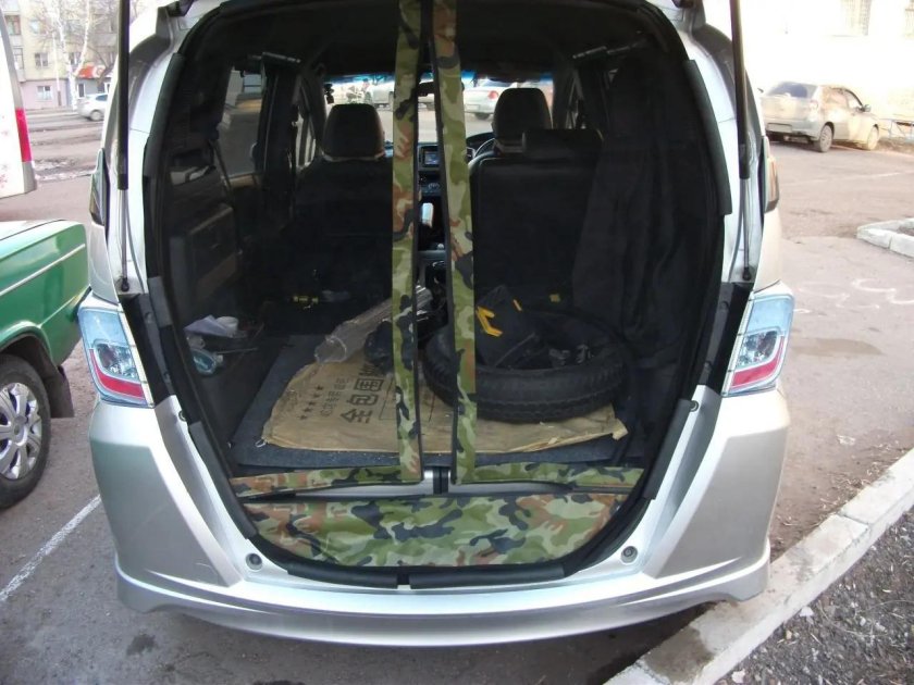 Honda freed Spike 2012 багажник