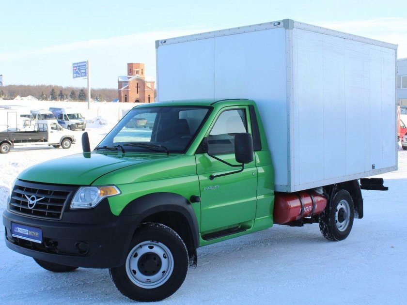 УАЗ профи 2018