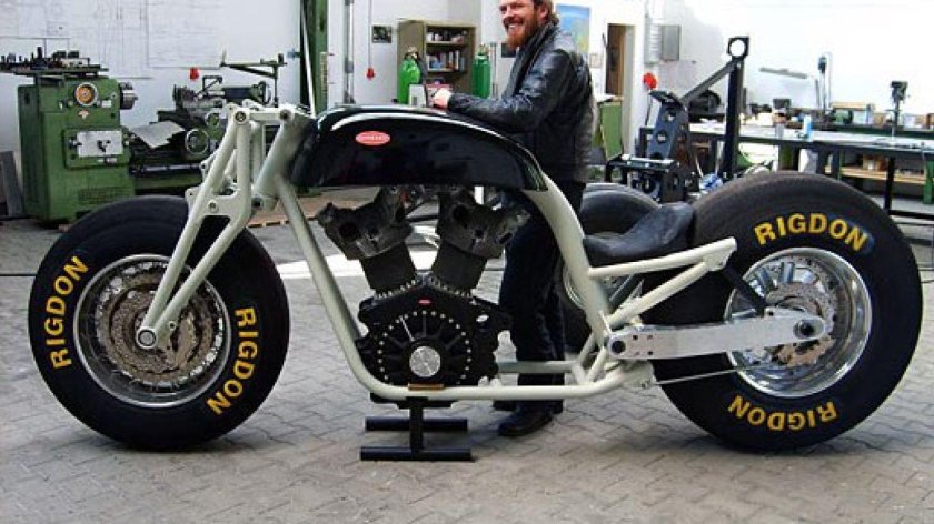 Мотоцикл-гигант Gunbus 410.