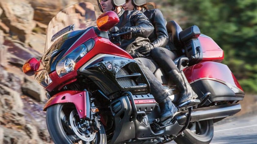 Хонда Голд Винг 2016