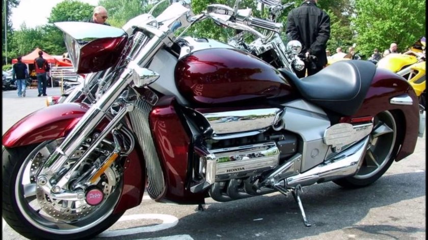 Honda Valkyrie 2023