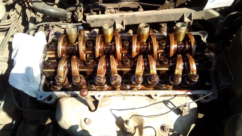 Зазоры клапанов Дайхатсу Териос 1.3