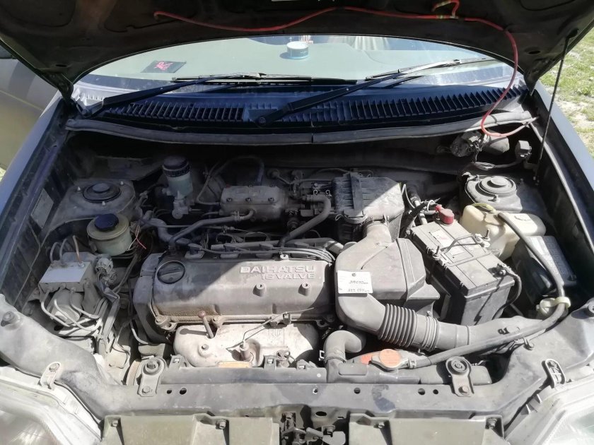 Дайхатсу териос 1998 под капотом