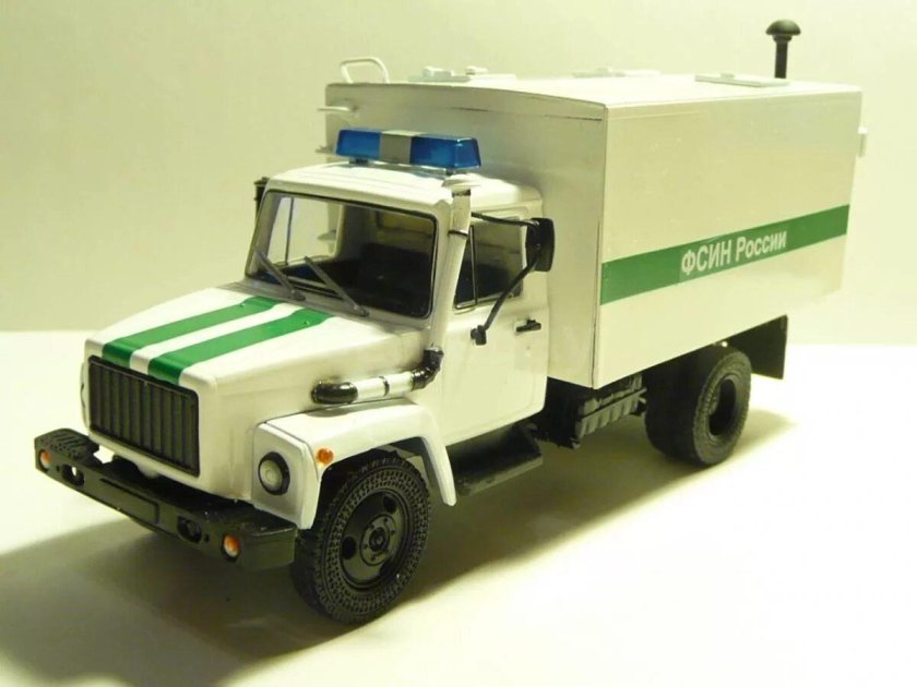 ГАЗ автозак 1:43