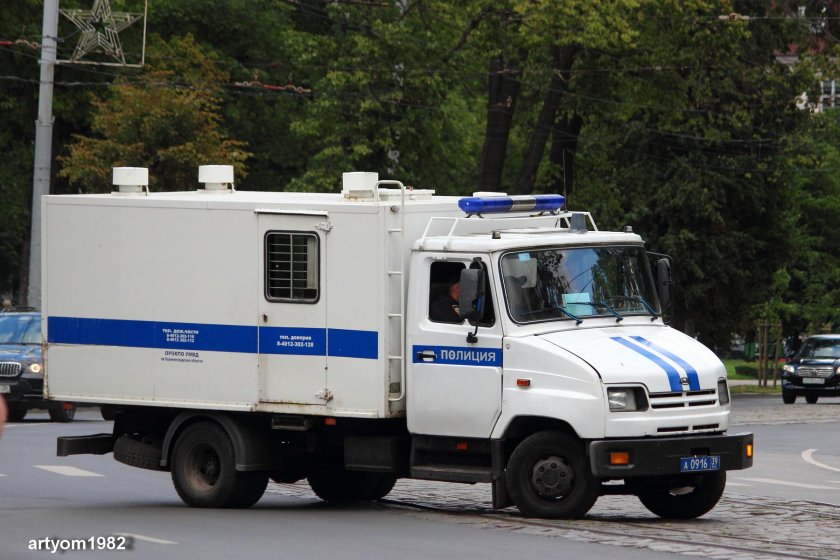 ЗИЛ 5301 бычок полиция