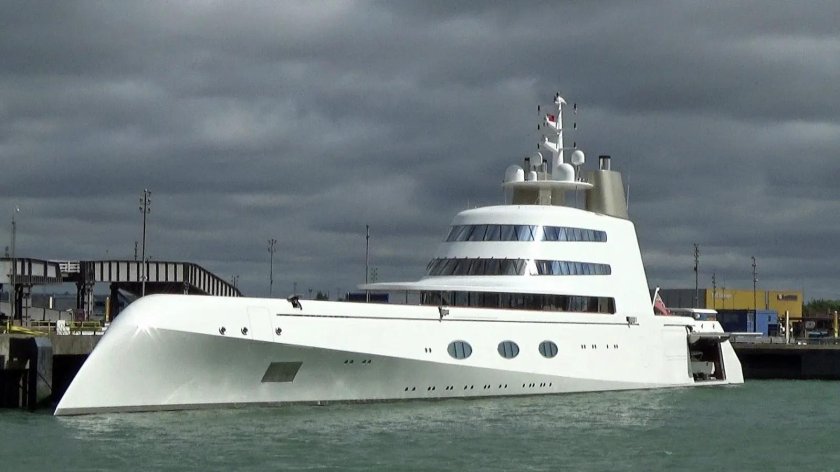 Motor Yacht a Андрея Мельниченко