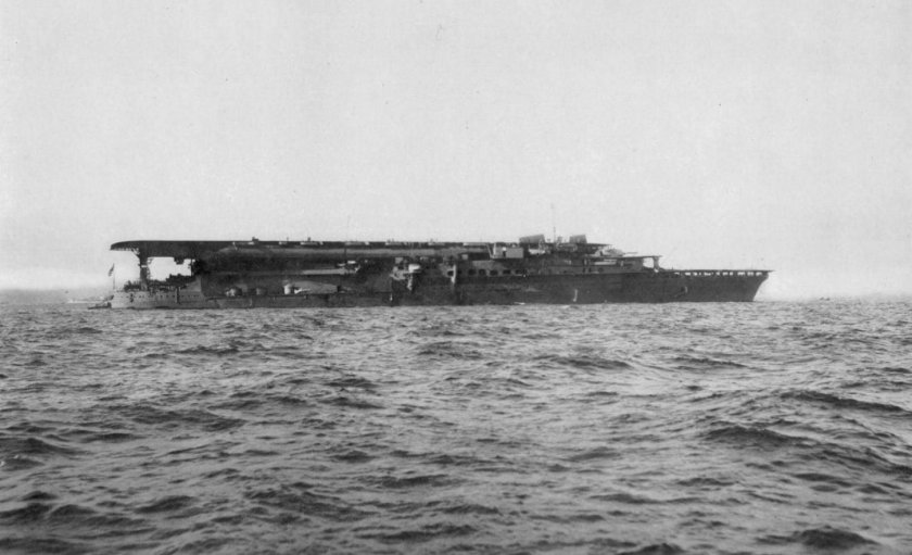 Авианосец Кага