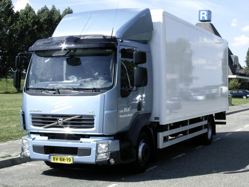 Volvo FL 2006
