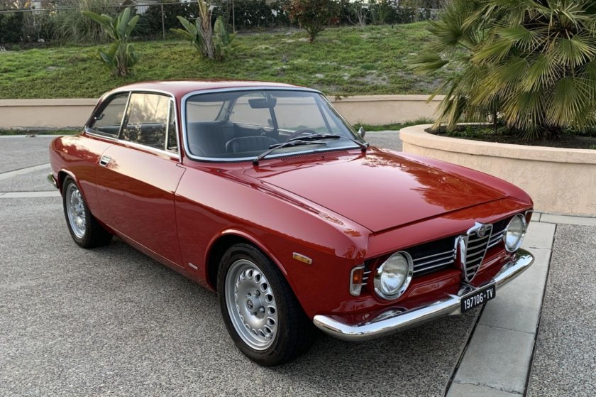 Alfa Romeo Giulia Sprint gt