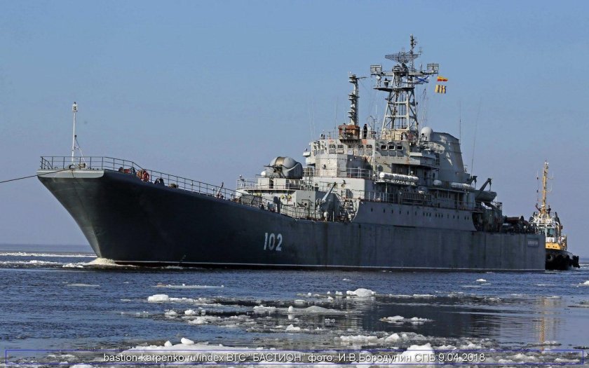 БДК Калининград 102