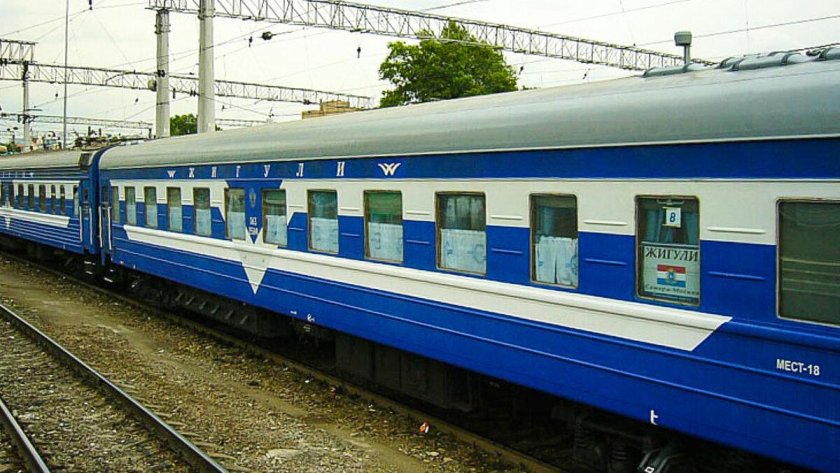 Фирменный поезд Жигули 009й Самара Москва