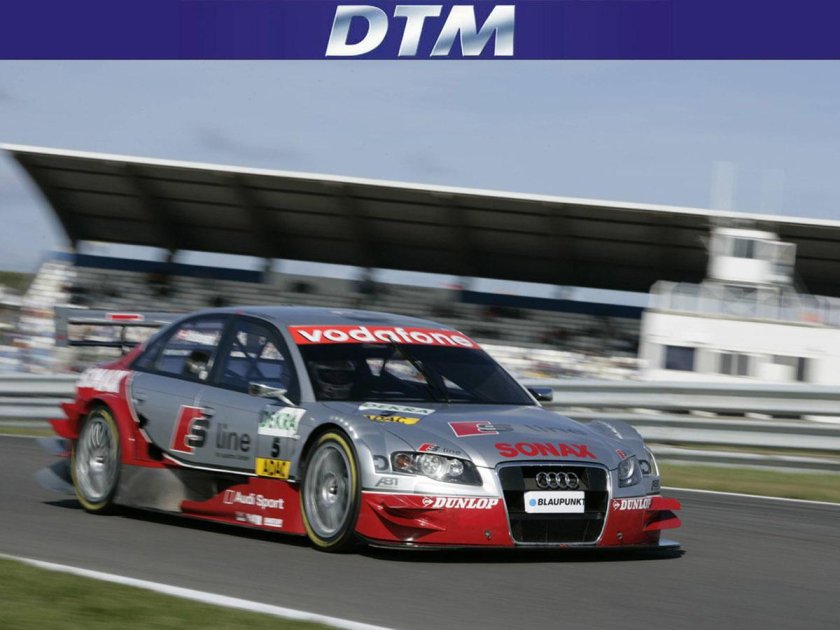 Audi a4 DTM r11