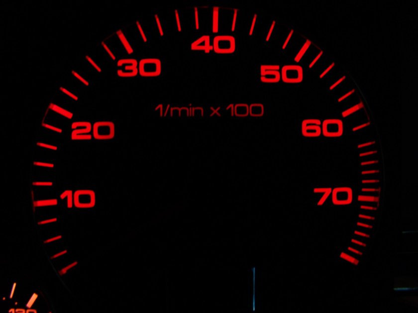 Электронный тахометр на Ауди 80