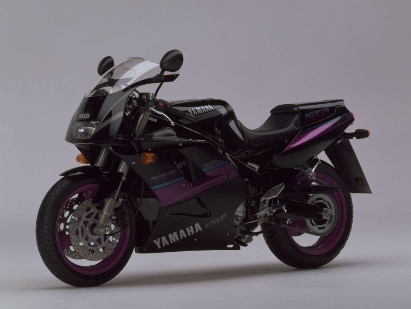 Yamaha FZR 1000