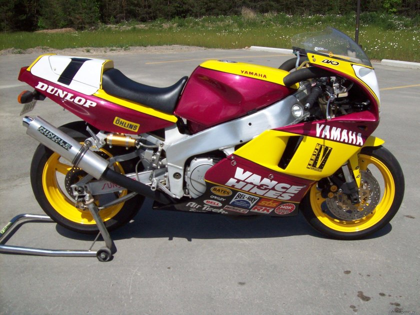 Yamaha FZR 1000 1995