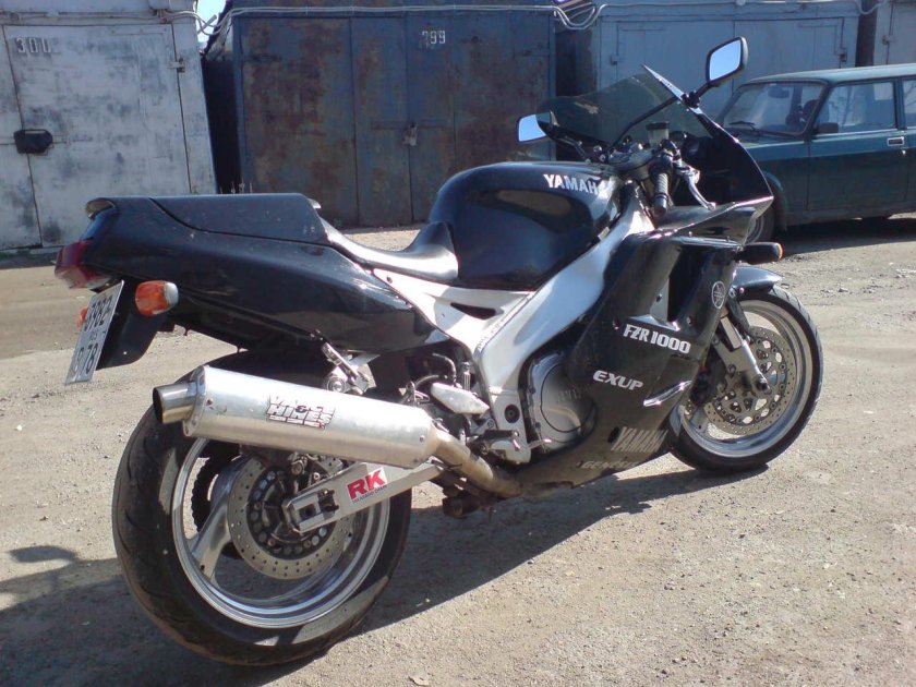 Yamaha FZR 1000 1995