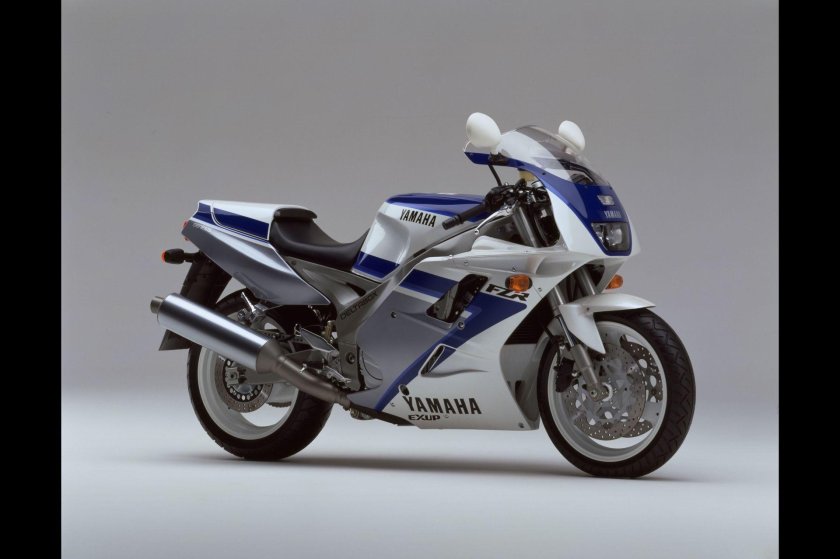 Yamaha fzr600r