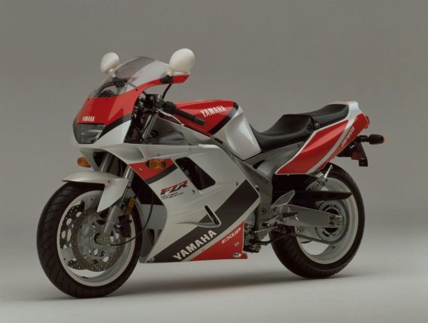 FZR 1000