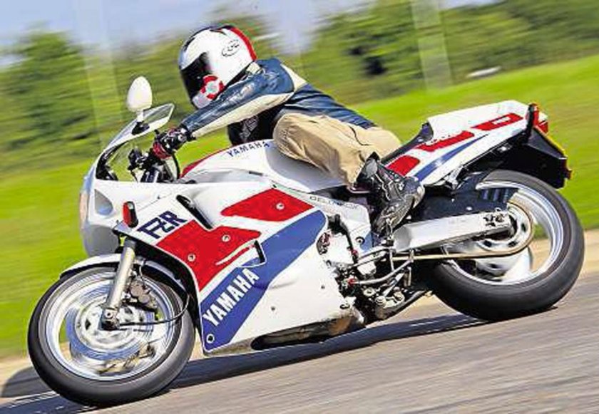 Yamaha FZR 1000