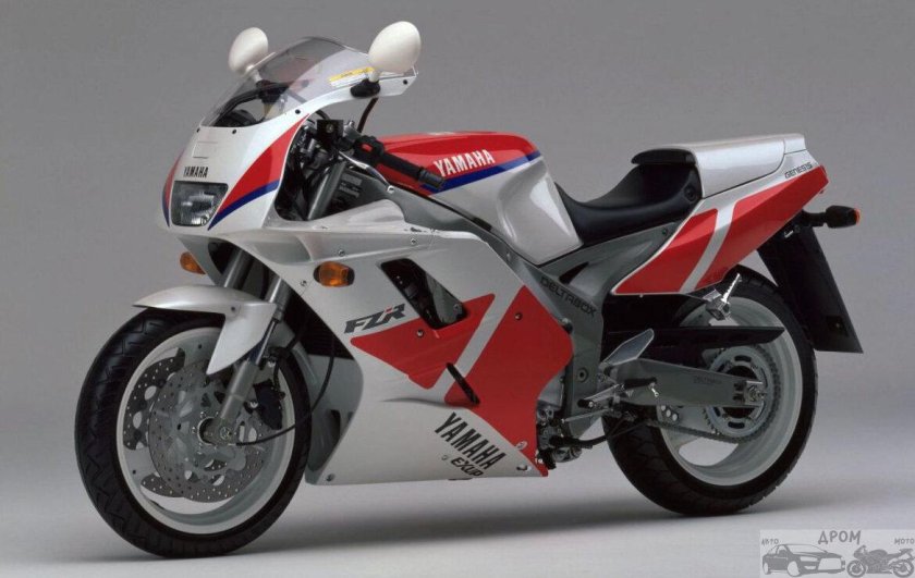 Yamaha FZR 1000