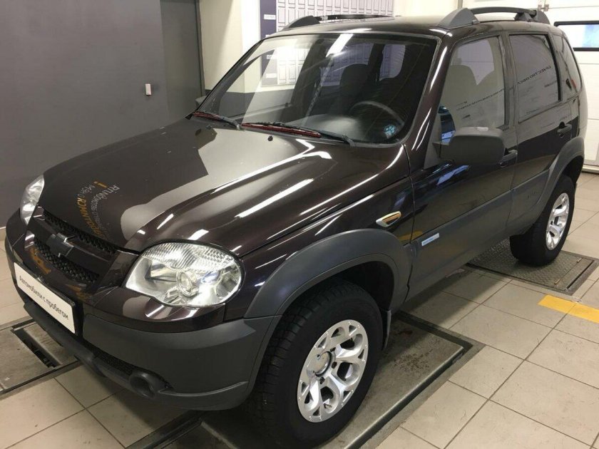 Шевроле Нива 2011